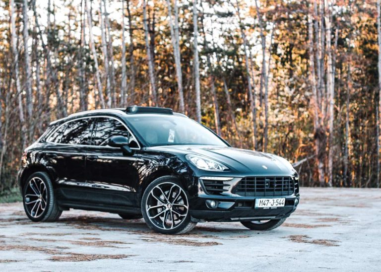 Agresivan prednji dizajn i maska Porsche Macan